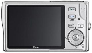 Nikon Coolpix S6 stříbrný