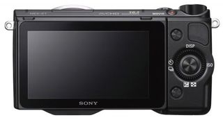 Sony NEX-5T + 16-50 mm