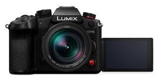 Panasonic Lumix DC-GH6 + 12-60 mm Leica DG f/2,8-4