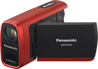 Panasonic SDR-SW20 červený + SD 4GB karta zdarma!