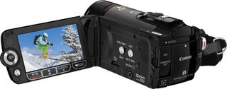 Canon LEGRIA HF200 černá + brašna DFV 42 zdarma!