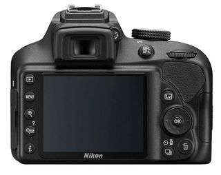 Nikon D3400 + 18-55 mm AF-P VR + 32GB Ultra + brašna + filtr UV 55mm + poutko + dálkové ovládaní!