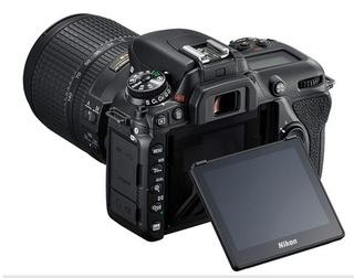 Nikon D7500 + 18-140 mm VR -Video kit