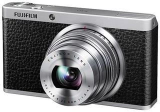 Fujifilm XF1 + originální pouzdro zdarma!