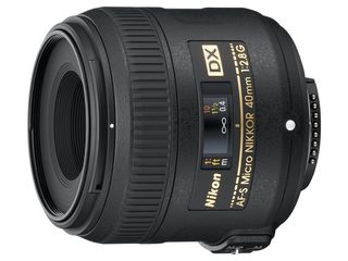 Nikon 40 mm f/2,8 AF-S G DX Micro
