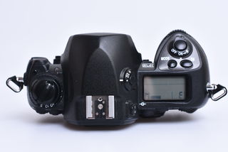 Nikon F6 tělo bazar
