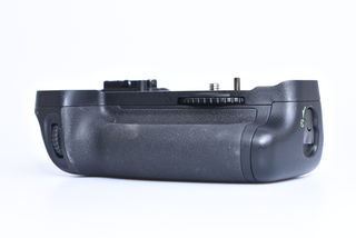 Nikon bateriový grip MB-D14 bazar