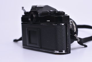 Nikon FE2 + 28 mm f/3.5 bazar