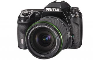 Pentax K-5 II + 50 mm