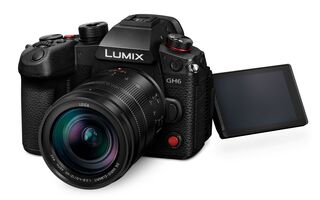 Panasonic Lumix DC-GH6 + 12-60 mm Leica DG f/2,8-4