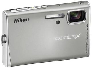Nikon CoolPix S51 stříbrný