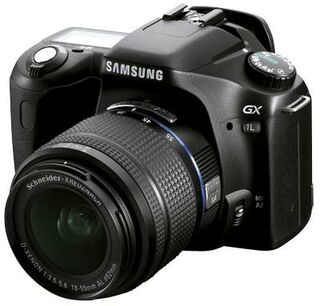 Samsung SG-GX1L + 18-55mm D-XENON