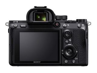 Sony Alpha A7 III + FE 50 mm f/1,8