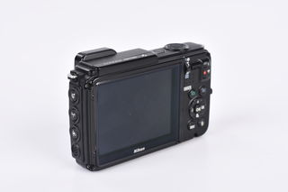 Nikon Coolpix AW130 bazar