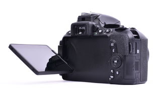 Nikon D5600 + 18-55 VR bazar