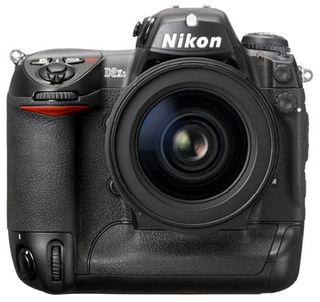 Nikon D2Xs + 4GB ULTRA II karta!