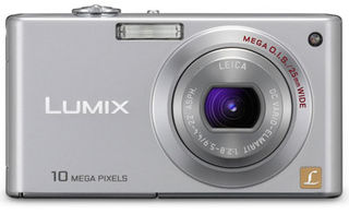 Panasonic Lumix DMC-FX37 stříbrný
