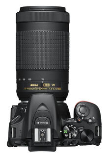 Nikon D5600 + 18-55 mm AF-P VR + 70-300 mm AF-P VR černý - Foto kit