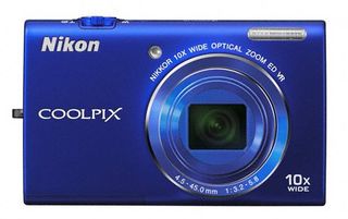 Nikon Coolpix S6200 modrý