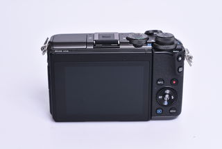 Canon EOS M6 tělo bazar