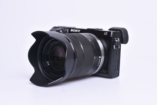 Sony NEX-7 černý + 18-55 mm bazar