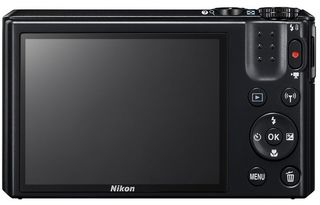 Nikon S7000 + originální pouzdro zdarma!