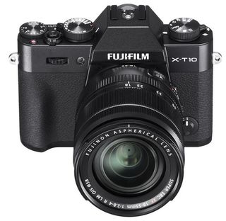Fujifilm X-T10 + 18-55 mm černý