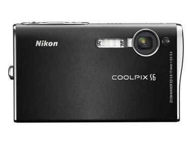 Nikon Coolpix S6 černý
