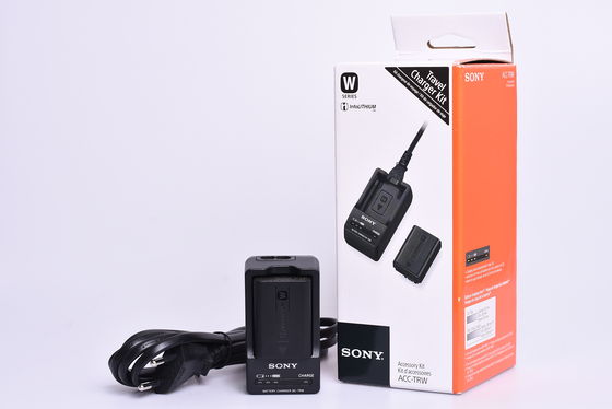 Sony nabíječka BC-TRW + akumulátor NP-FW50 bazar
