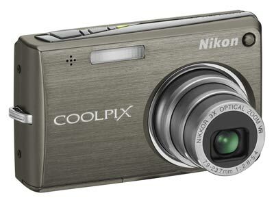 Nikon CoolPix S700 černý