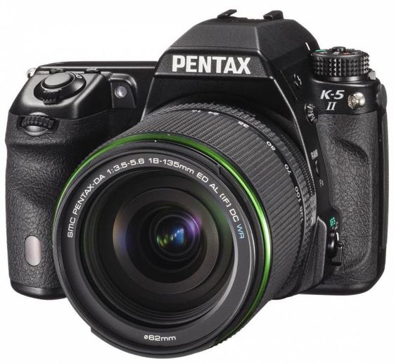 Pentax K-5 II + 35 mm