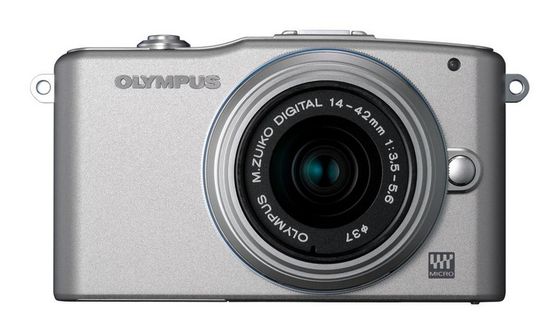 Olympus E-PM1 + 14-42 mm II R stříbrný + 8GB karta + brašna Adria 90 + poutko na ruku!