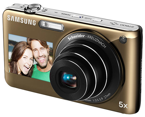 Samsung ST600 zlatý + 4GB karta + stativ traveller zdarma!