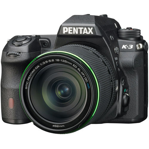 Pentax K-3 + 18-135 mm WR