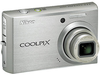 Nikon CoolPix S610 stříbrný